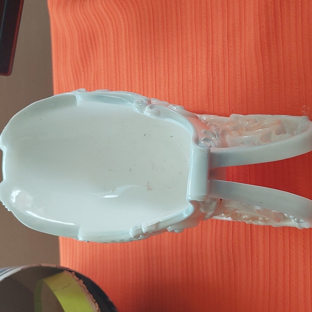 Porcelain Sleigh